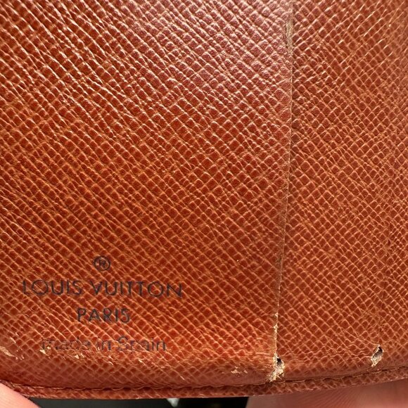Louis Vuitton Compact Zippé Wallet - GUC - Picture 5 of 10